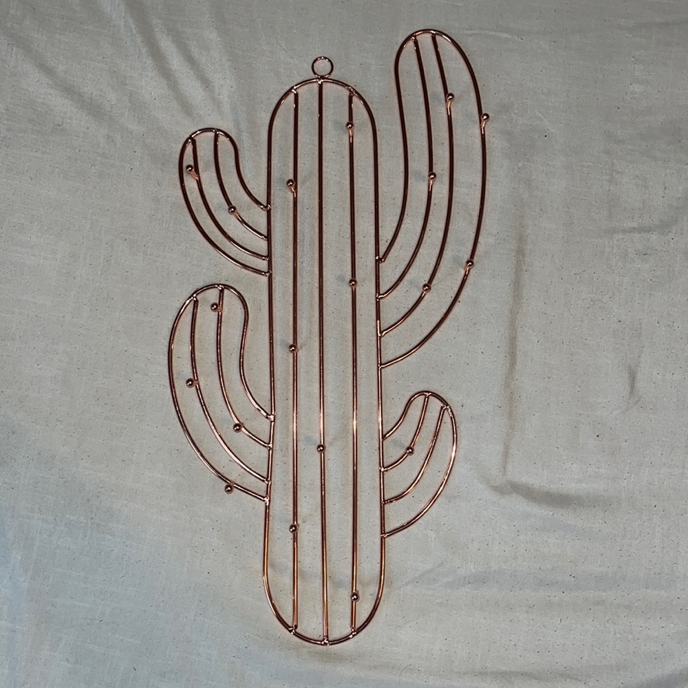 Rose Gold Cactus Jewlery Holder